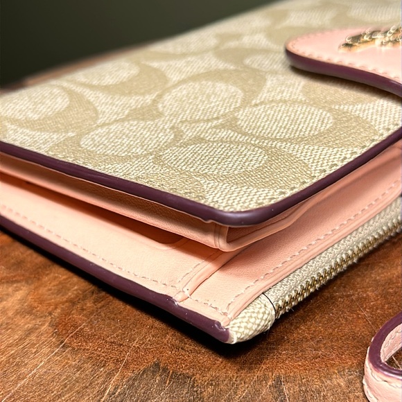 COACH Tech Phone Wallet In Colorblock Signature Canvas - Picture 5 of 13